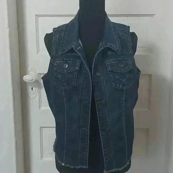 Maurices Denim Vest #0073D - Picture 1 of 3